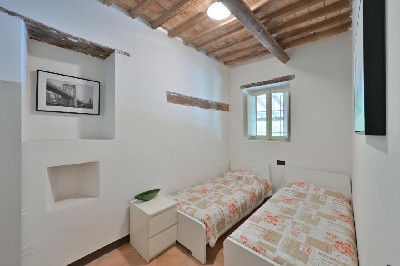 Casale Romani Country Residence Cerreto Castello Luaran gambar