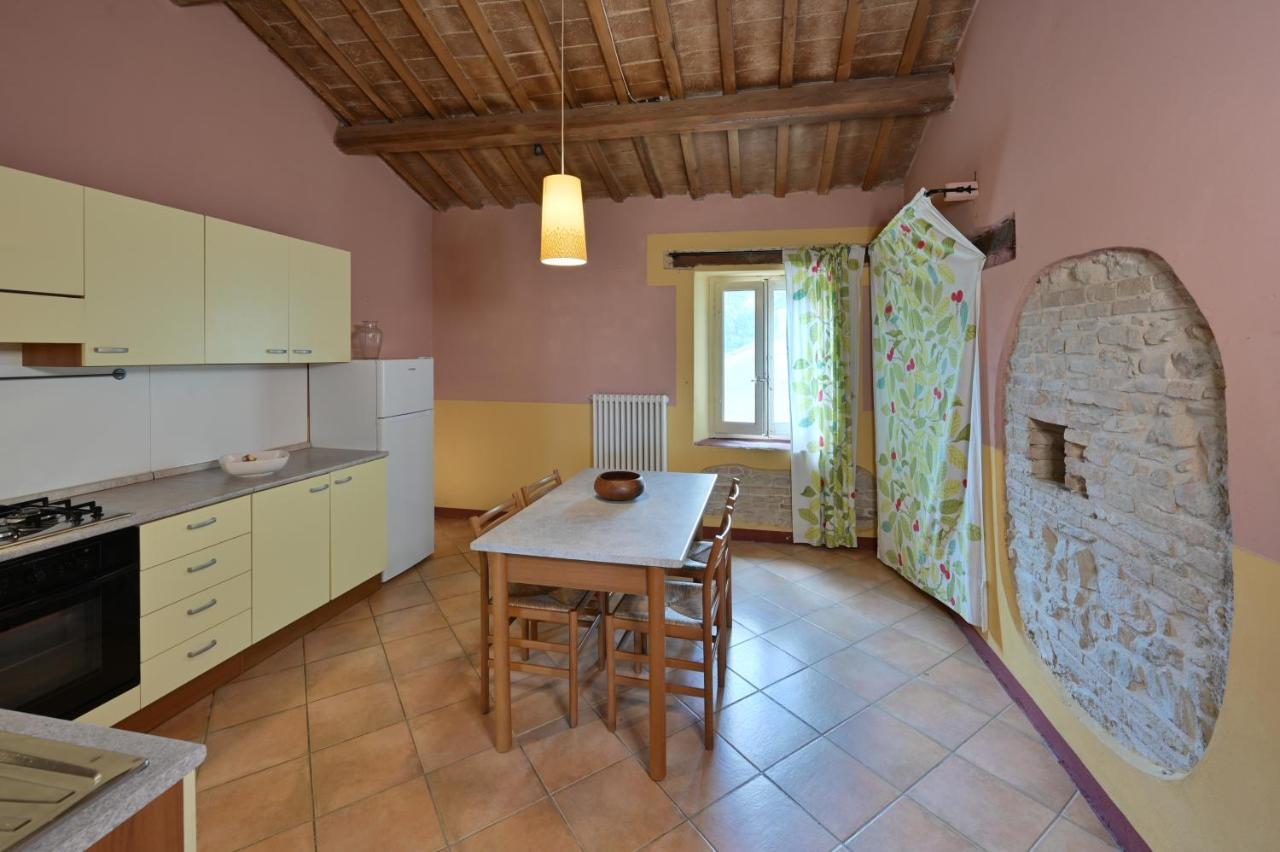 Casale Romani Country Residence Cerreto Castello Luaran gambar