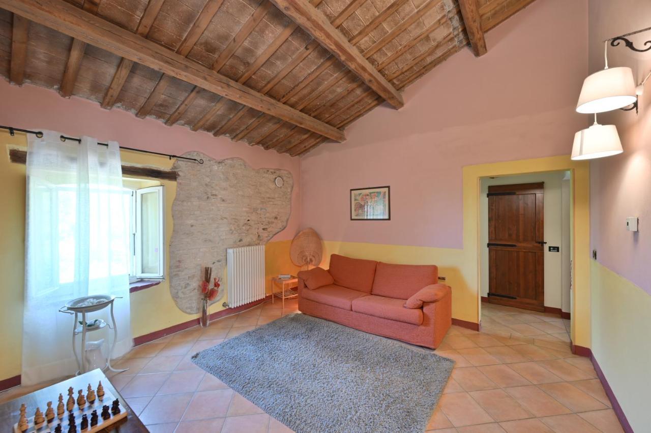 Casale Romani Country Residence Cerreto Castello Luaran gambar